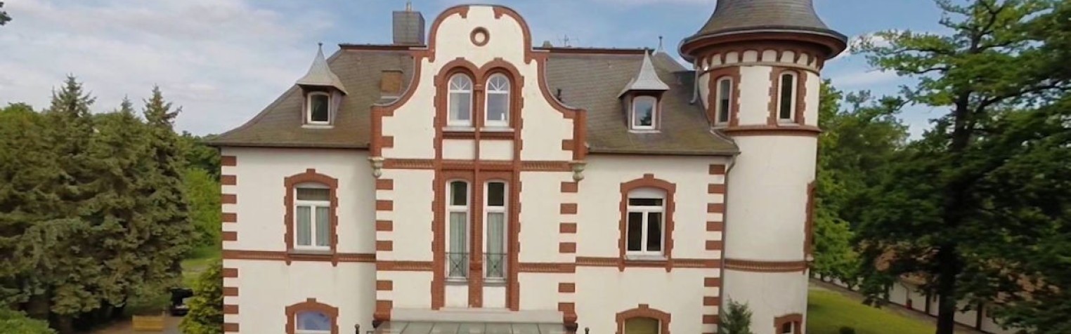 Luftaufnahme Villa